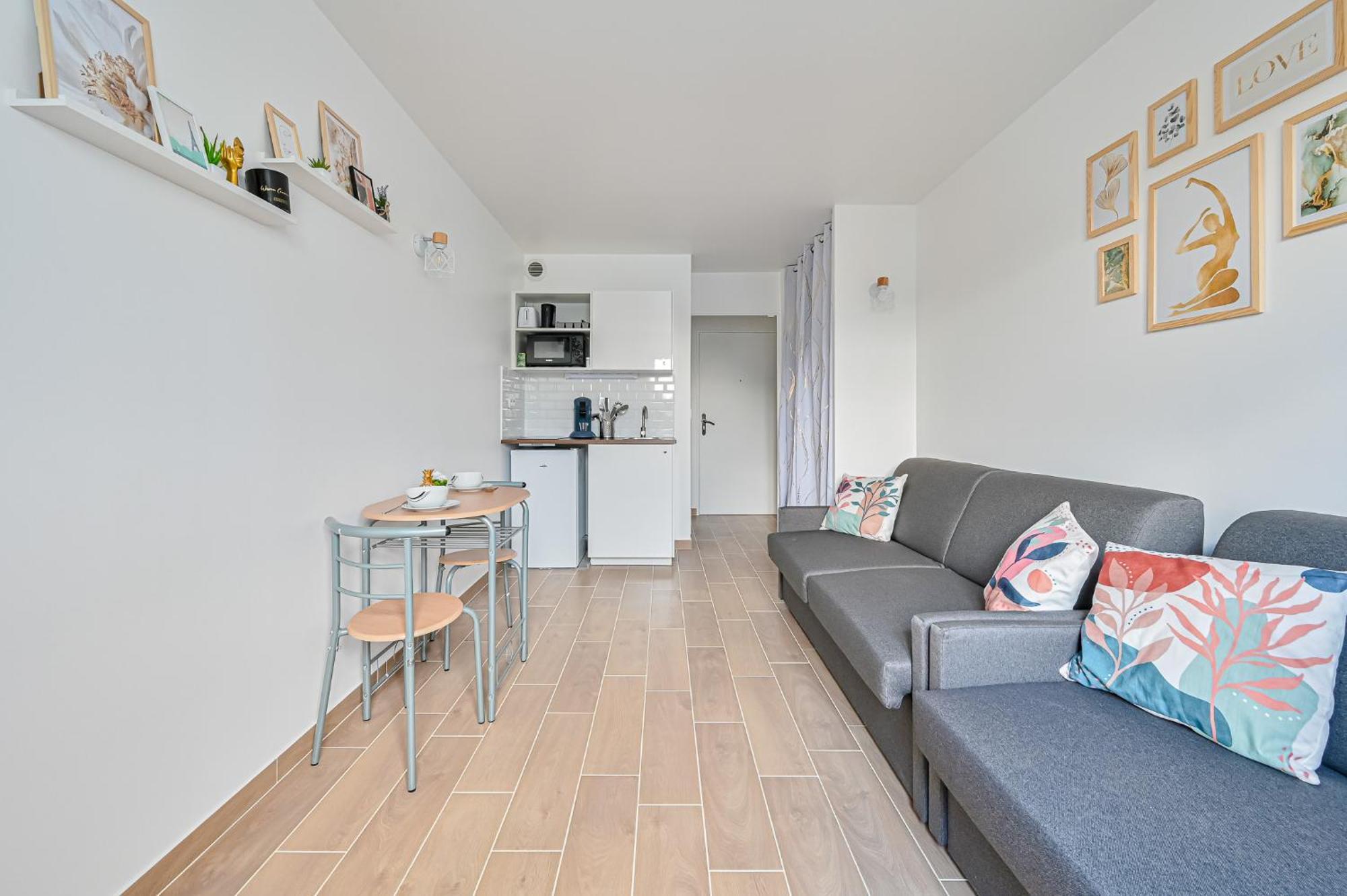 Le Cozybussy - 4 Pers - & Paris - Parking Apartment *